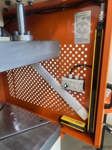 Single column - hydraulic press, hydropower press, punching press, production press HIDROLIKSAN C-Type 100