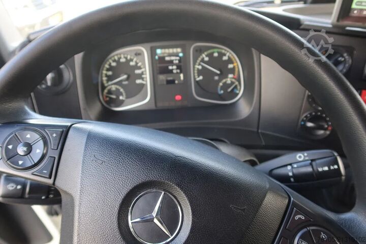 Koffer Mercedes-Benz Atego 1223 1223 L  Bak + Klep Bar 3000 KG