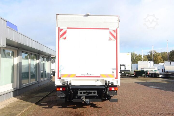 Koffer Mercedes-Benz Atego 1223 1223 L  Bak + Klep Bar 3000 KG