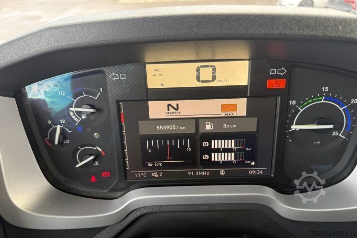 LKW mit Kofferaufbau Renault T460 4x2 Koffer/HB / Swiss-Vehicle