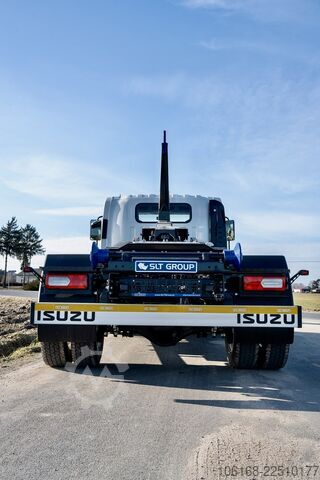 Telehoist load lugger van Isuzu M30H 150 PS Abrollkipper