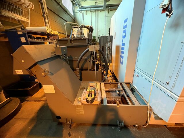 Fünf-Achs-Bearbeitungszentrum CHIRON MILL 800