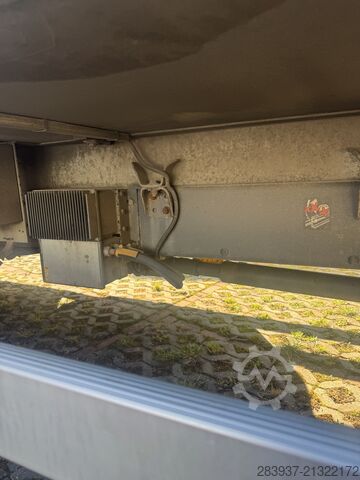 Refrigerated truck Volvo 