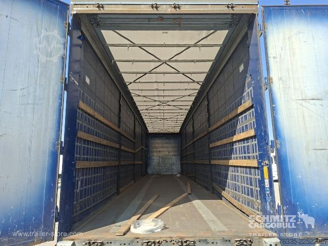 Auflieger mit Pritsche & Plane Kögel Curtainsider Mega
