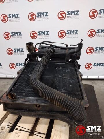 Radiator Renault Occ radiator + expansievat Renault 87cm hoog x 70