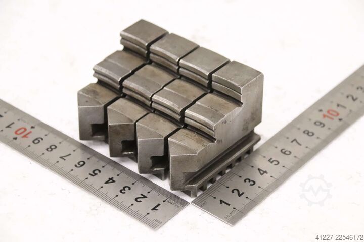 Interchangeable jaws four-jaw chuck unbekannt Breite 18 mm