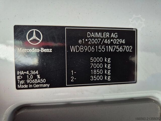 Box truck Mercedes-Benz SPRINTER 516 CDI