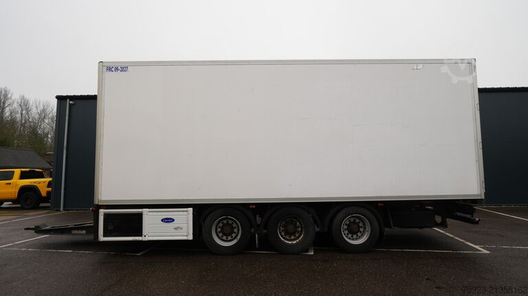 Kühl-/Tiefkühltransport Groenewegen 3 Axle frigo trailer with CARRIER SUPRA 950 MT
