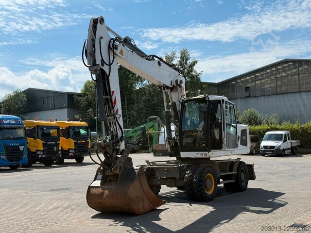 Mobilbagger LIEBHERR A 920 Litronic Mobilbagger *10.932h
