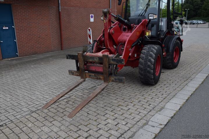 Wheel loader Caterpillar Radlader 908H2 Klappschaufel Gabel SWZSA