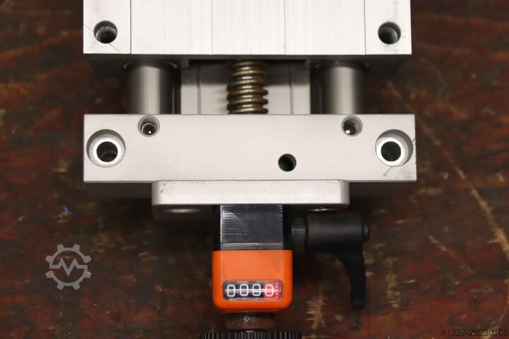 Linearantrieb Positioniertisch igus Verfahrweg 25 mm