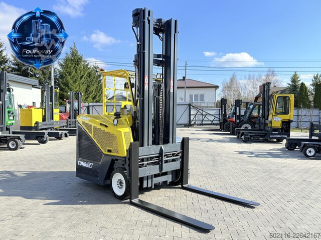 Vierwegestapler Combilift CB4000 GAS TRIPLEX 8500 FREE LIFT