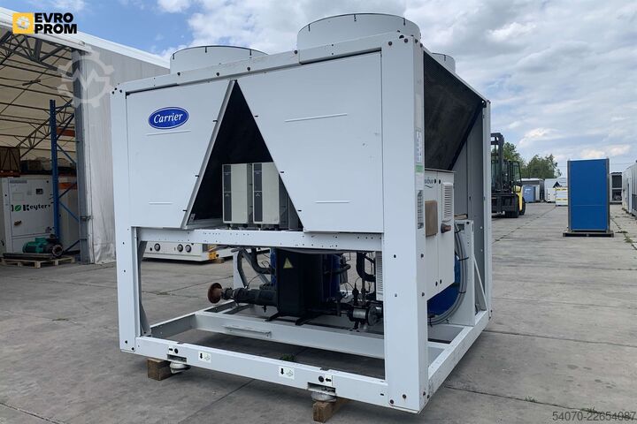 Chiller Used Industrial Chiller CARRIER - 261 kW | With warranty