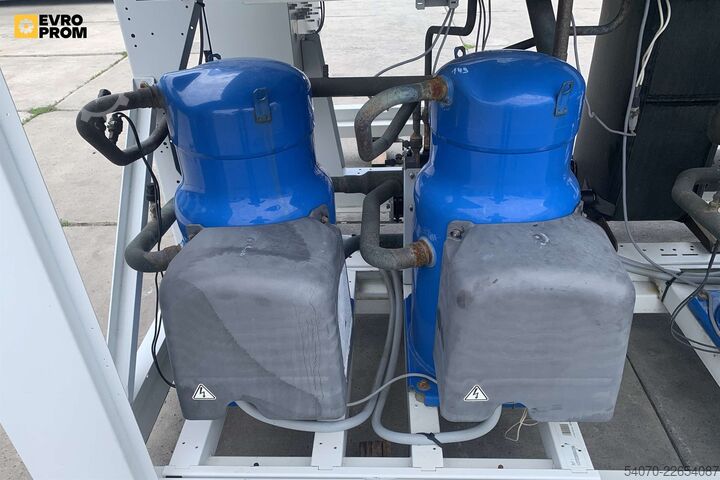 Chiller Used Industrial Chiller CARRIER - 261 kW | With warranty