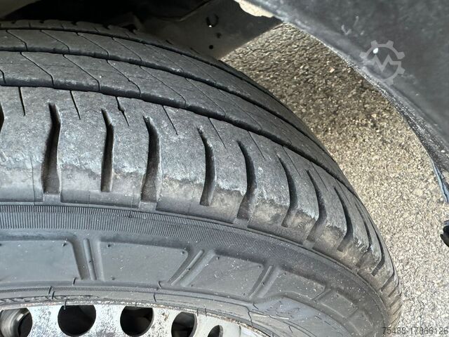 Box van Iveco DAILY 35S15 FURGONE FRIGO TIPO LAURI LMC