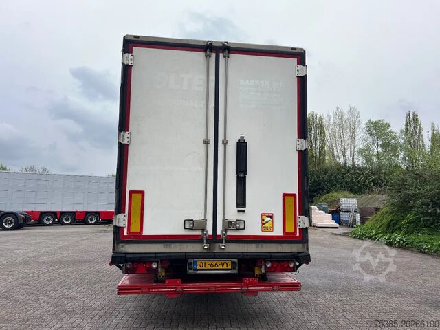 Refrigerated/frozen transport Schmitz Cargobull Thermo King 400 Laadlift 270 cm
