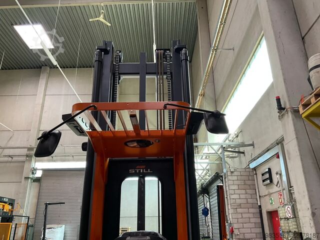 Narrow-aisle forklift STILL MX-X