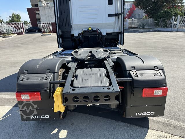 Standardtraktor Iveco S-Way 500 Full-Air ADR Model Year 2024