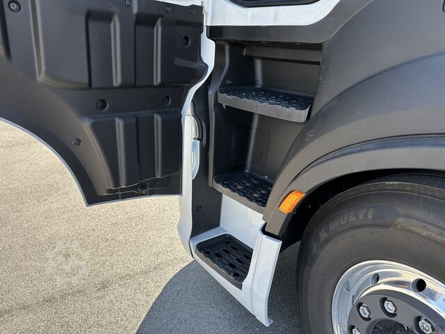 Standardtraktor Iveco S-Way 500 Full-Air ADR Model Year 2024