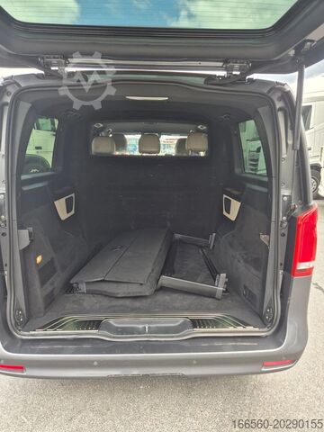 Passenger Bus Mercedes-Benz V 250 CDI