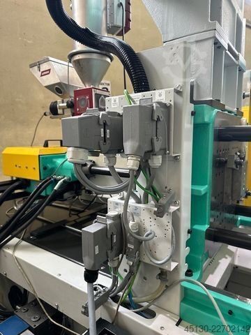 Injection molding machine Arburg 270C 400-70 e²