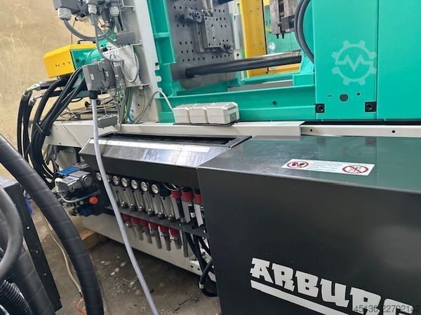 Injection molding machine Arburg 270C 400-70 e²