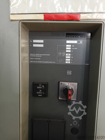 Vertical machining center Deckel Maho DMC63V mit 4-Achse