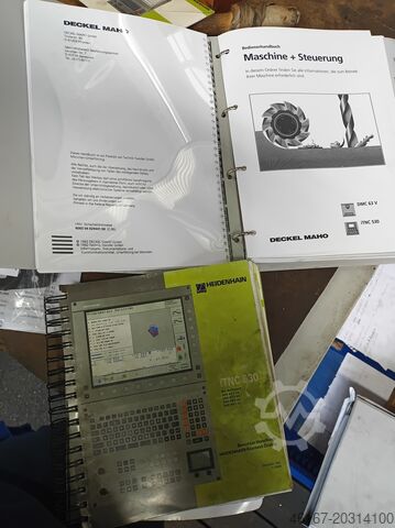 Vertical machining center Deckel Maho DMC63V mit 4-Achse