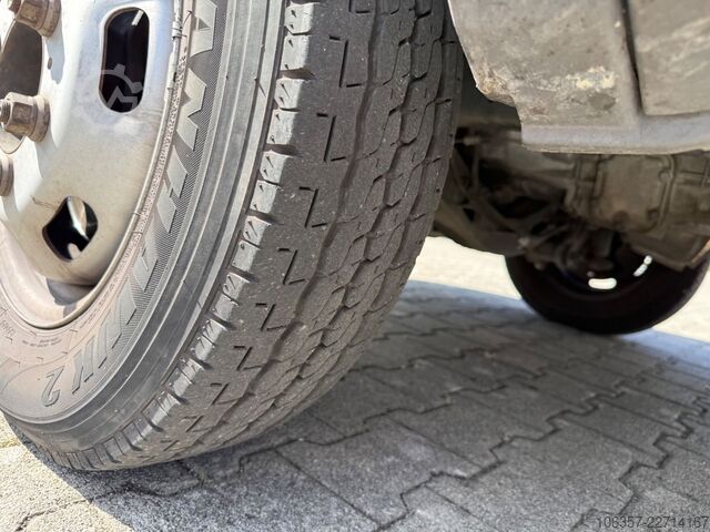 Transporter mit Koffer IVECO Daily 35C16 3,0L Koffer LBW 750kg Euro6E Seitent
