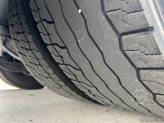 Volumen SZM DAF XF 530 *ACC* 2XTANK *STANDKLIMA* RETARDER * BJ19