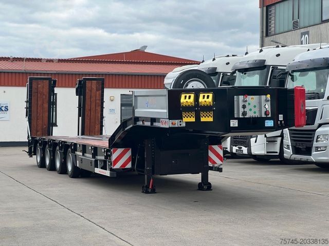 Low loader semitrailer GVN 4GVN O4*ÜBERBREITE TAFEL*KOC*LIFT*PE