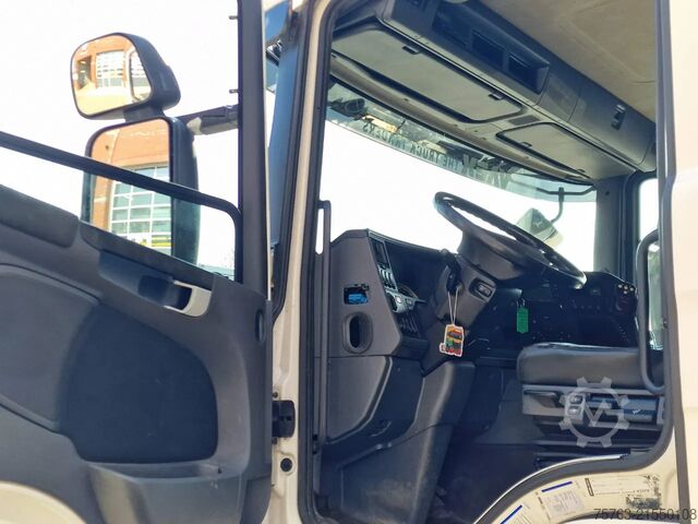 Suitcase Scania P280 4x2 - Box with sidedoors - Loadlift - Full...
