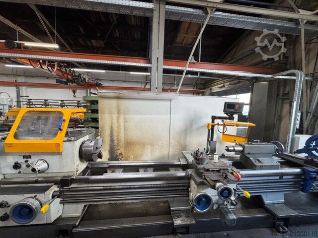 Cycle-controlled lathe VDF E 560