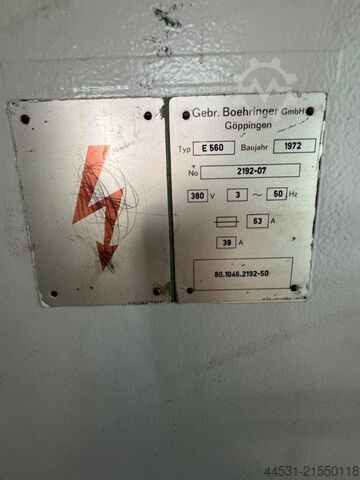 Cycle-controlled lathe VDF E 560