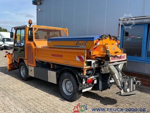High top van  Boki HY1252B 4x4 Winterdienst Schild + Streuer