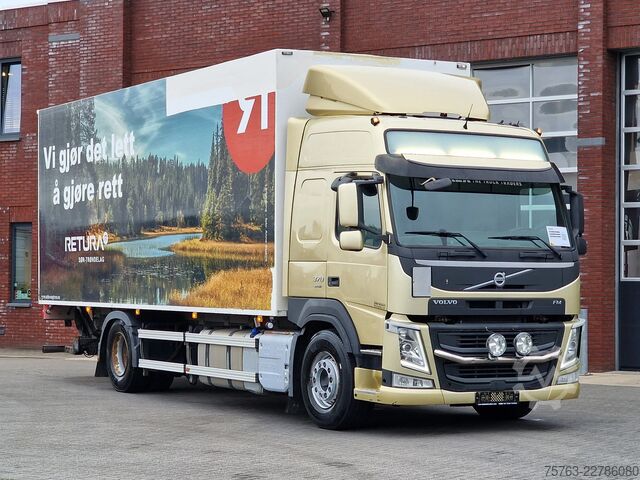 Suitcase Volvo FM 370 Globetrotter 4x2 - Buggsbygg box with si...