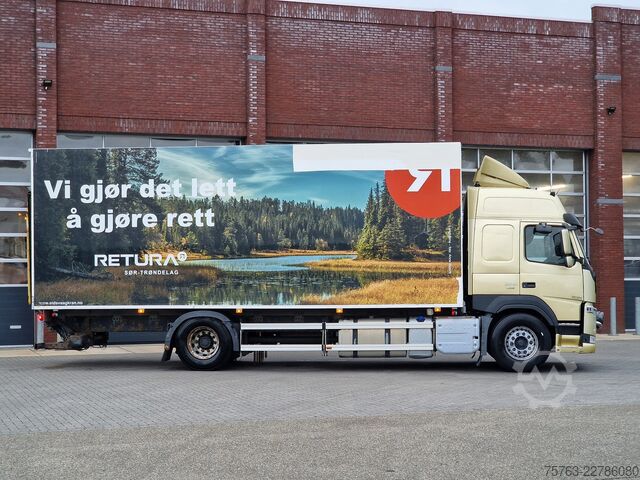 Suitcase Volvo FM 370 Globetrotter 4x2 - Buggsbygg box with si...