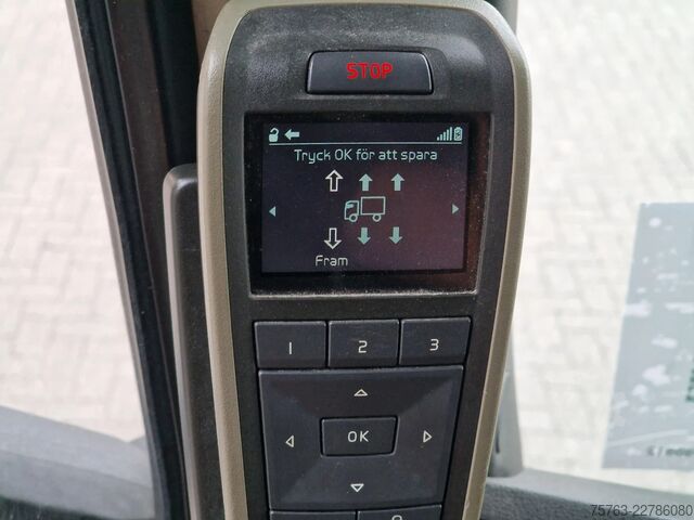 Suitcase Volvo FM 370 Globetrotter 4x2 - Buggsbygg box with si...