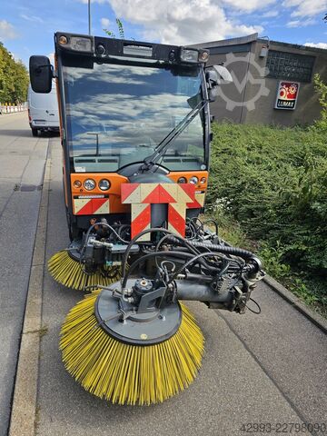 Kehrmaschine Hako Citymaster 2200