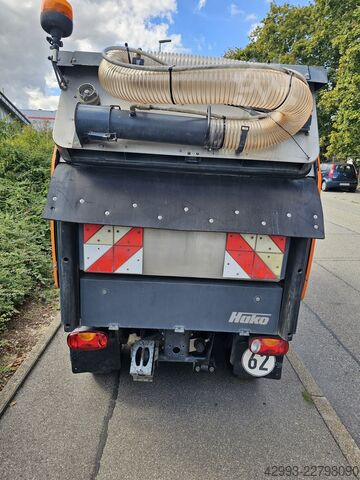 Kehrmaschine Hako Citymaster 2200