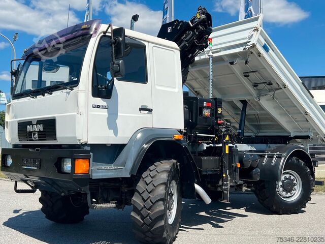 Traktor MAN L90 18.284 4x4 LOF Kipper/Kran/47 tkm/HA gelenkt