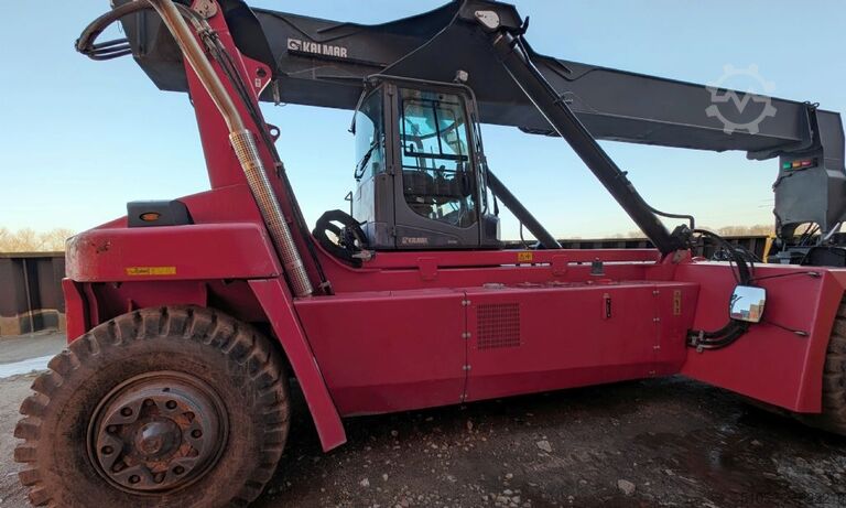 Leercontainer Reachstacker Kalmar DRG100-54S6