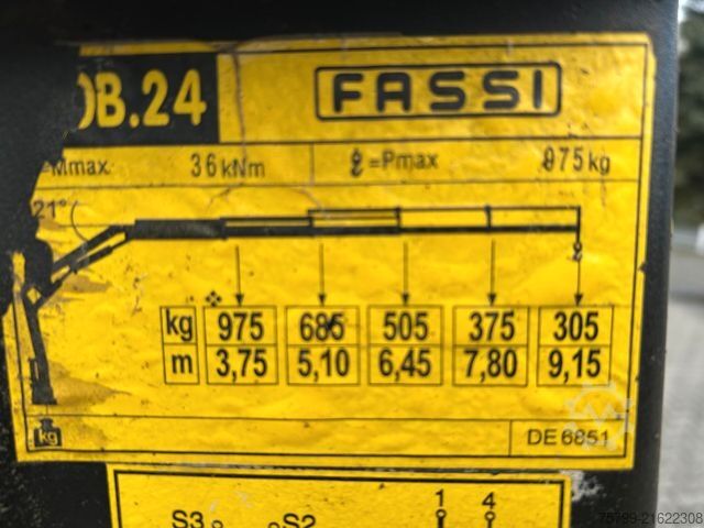 Autokranwagen MITSUBISHI FUSO 5S13 Pritsche + Fassi F40B Kran  4x2