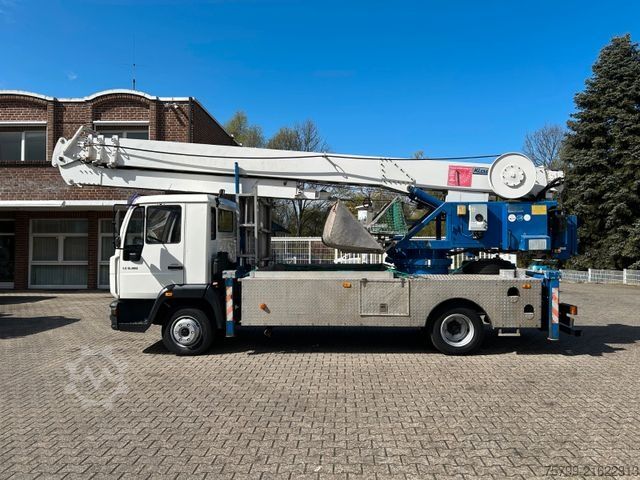 Autokranwagen MAN 8.180 Dachdeckerkran Klaas Arbeitskorb 34m