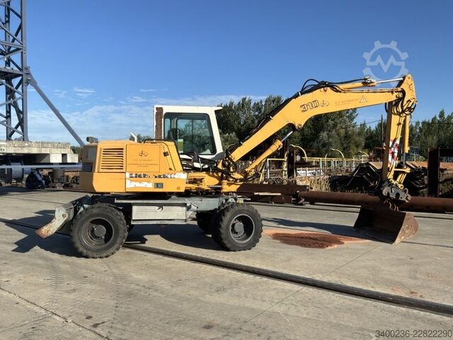 Excavator Liebherr A310B