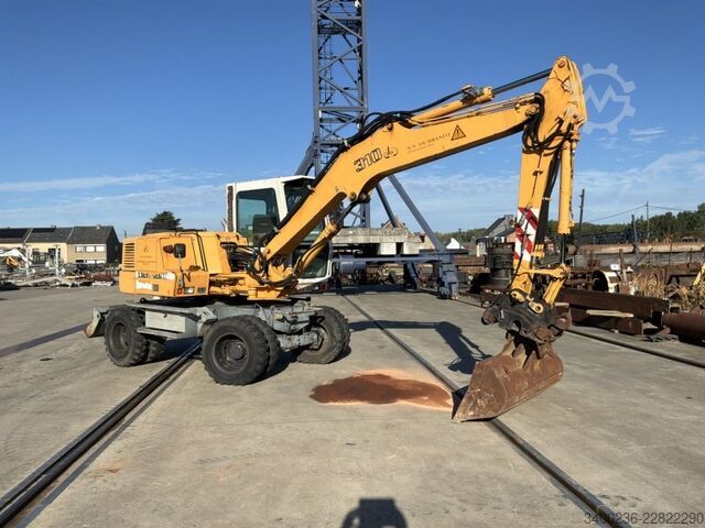 Excavator Liebherr A310B