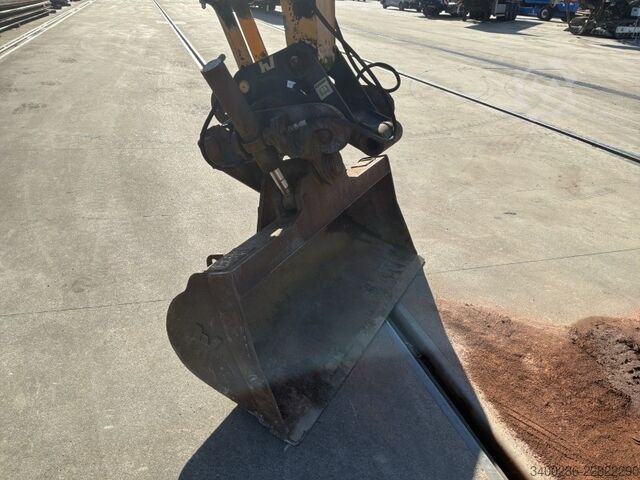Excavator Liebherr A310B