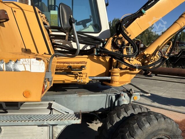 Excavator Liebherr A310B