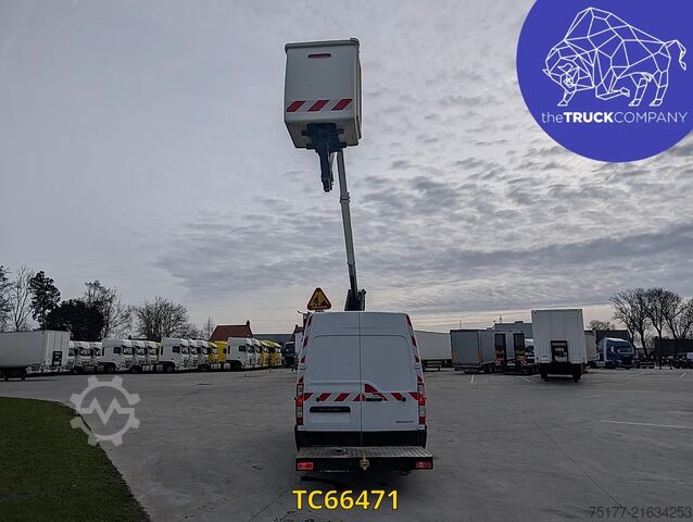 Hebebühne Renault Master 145.35 nacelle