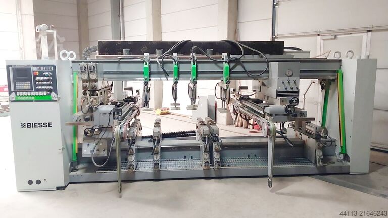 DURCHLAUFBOHRMASCHINE BIESSE Techno KFD